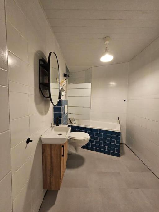 Heart Of City Center 4Br 2Bath 10 Pers Bukarest Exterior foto